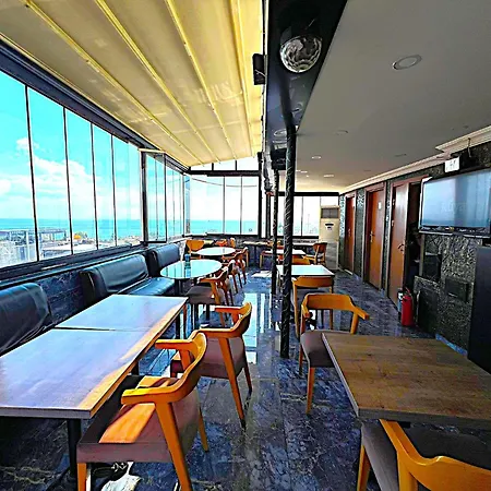 Hotel Kayaroyal Rooftop Unlimited Tea And Coffees At The Terrace Restaurant Istanbul
